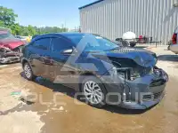 2018 Toyota COROLLA фото