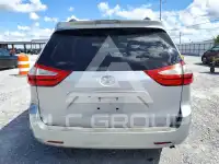 2018 Toyota SIENNA фото