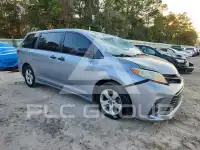 2018 Toyota SIENNA photo