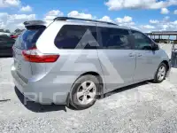 2018 Toyota SIENNA фото