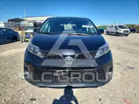 2018 Toyota SIENNA фото