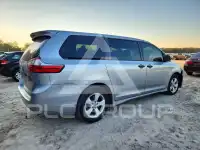 2018 Toyota SIENNA photo