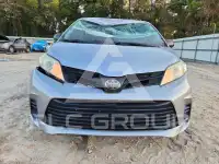 2018 Toyota SIENNA photo