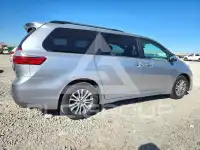 2018 Toyota SIENNA фото
