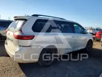 2018 Toyota SIENNA photo