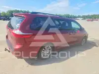 2018 Toyota SIENNA фото
