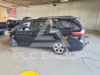2018 Toyota SIENNA фото