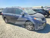 2018 Toyota SIENNA фото