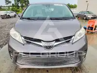 2018 Toyota SIENNA photo