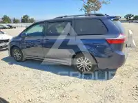 2018 Toyota SIENNA фото