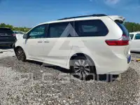 2018 Toyota SIENNA photo