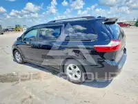 2018 Toyota SIENNA photo