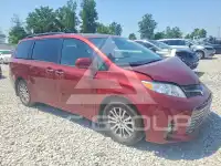 2018 Toyota SIENNA photo