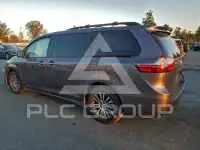 2018 Toyota SIENNA фото
