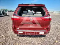 2018 Toyota SIENNA фото