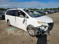 2018 Toyota SIENNA фото