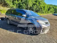 2018 Toyota SIENNA фото