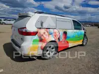 2018 Toyota SIENNA photo
