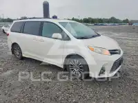 2018 Toyota SIENNA фото