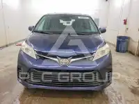 2018 Toyota SIENNA фото