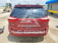 2018 Toyota SIENNA photo