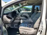 2018 Toyota SIENNA фото