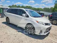 2018 Toyota SIENNA фото