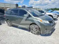 2018 Toyota SIENNA фото