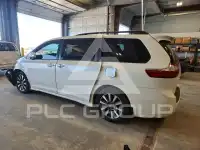 2018 Toyota SIENNA фото