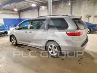 2018 Toyota SIENNA фото