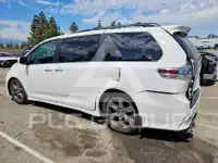 2018 Toyota SIENNA фото