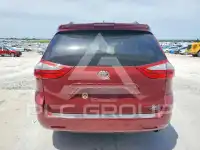 2018 Toyota SIENNA фото