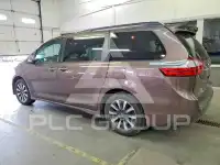 2018 Toyota SIENNA photo