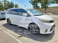 2018 Toyota SIENNA фото