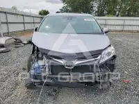 2018 Toyota SIENNA photo