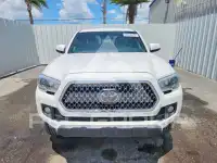 2018 Toyota TACOMA фото