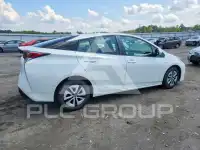 2018 Toyota PRIUS photo