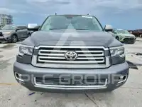 2018 Toyota SEQUOIA photo