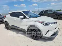 2018 Toyota C-HR фото