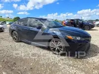 2018 Toyota CAMRY фото