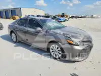 2018 Toyota CAMRY фото
