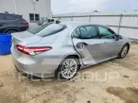 2018 Toyota CAMRY фото