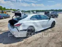2018 Toyota CAMRY фото