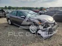2018 Toyota CAMRY фото