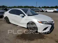 2018 Toyota CAMRY фото