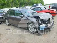 2018 Toyota CAMRY фото