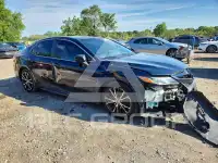 2018 Toyota CAMRY фото