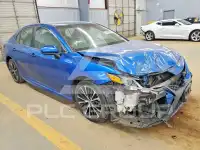 2018 Toyota CAMRY фото