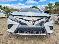 2018 Toyota CAMRY фото