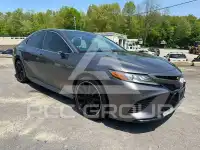 2018 Toyota CAMRY фото
